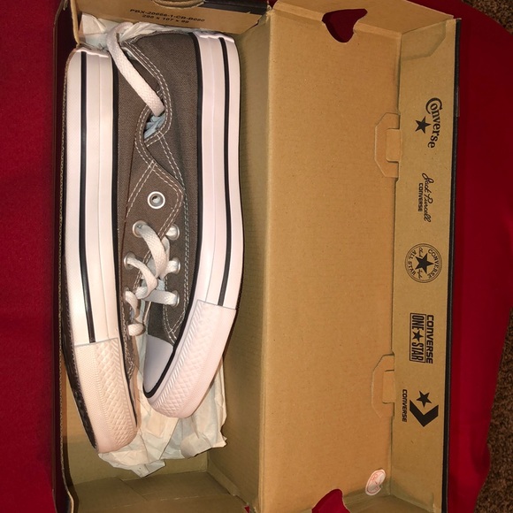 Converse - Picture 3 of 5